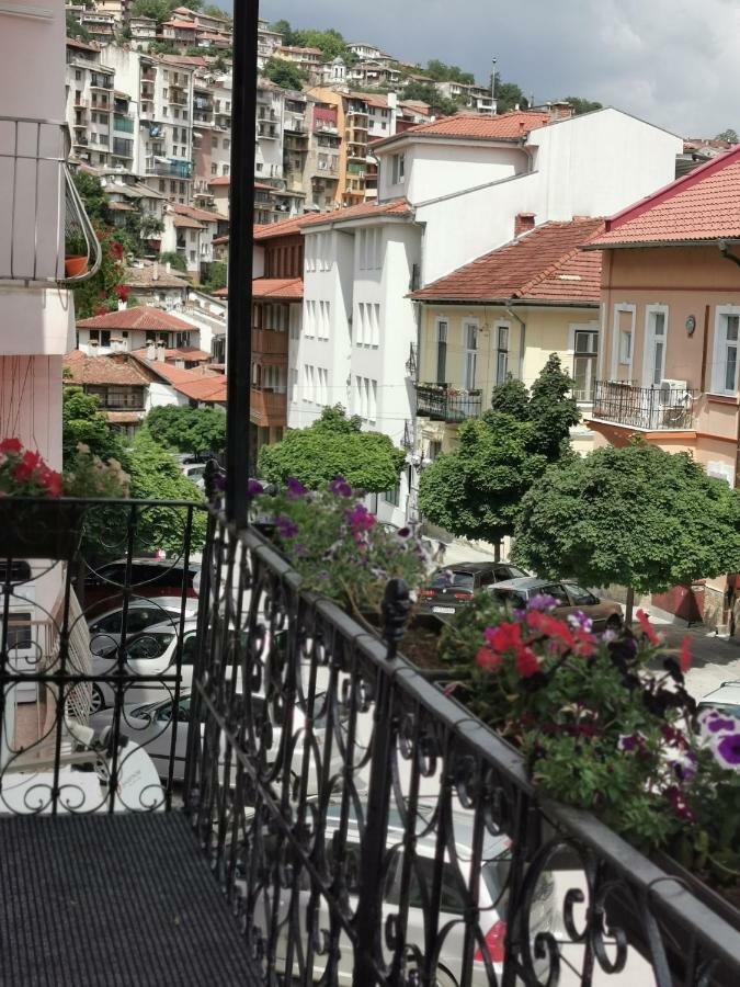 Къща За Гости Дарая Veliko Tŭrnovo Eksteriør bilde